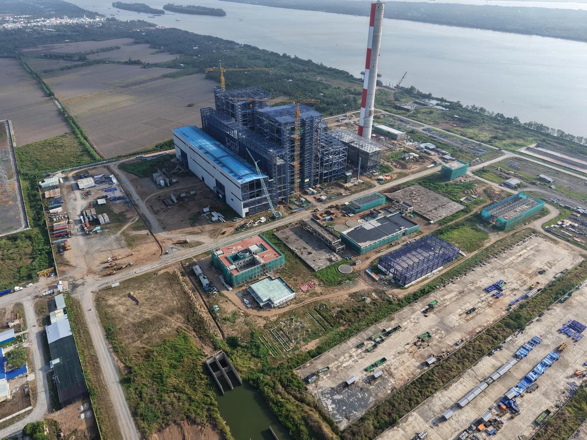 Nhà máy nhiệt điện Long Phú 1 — ảnh 5